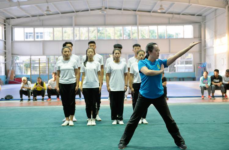 说明:http://www.tsnu.edu.cn/__local/2/9D/C7/34F96964085E00E79CA79D859F9_EFDFA0A6_78FE9.jpg